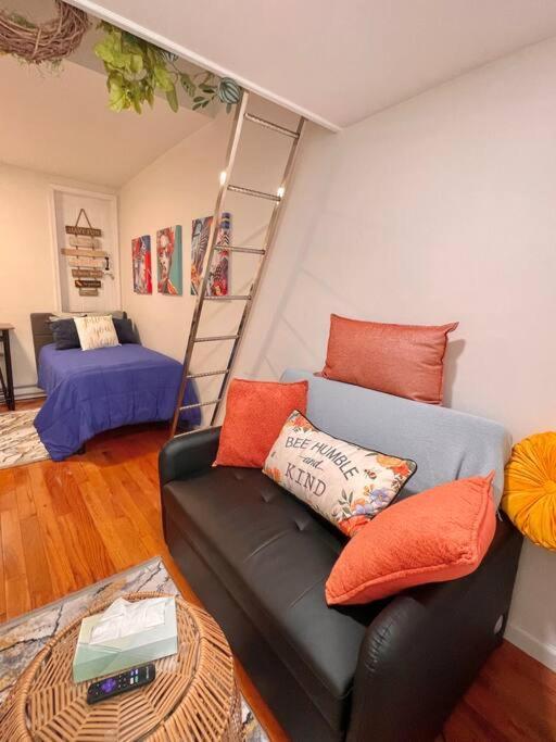 Apartment Tiny Studio Near Liberty Bell Philly Philadelphia