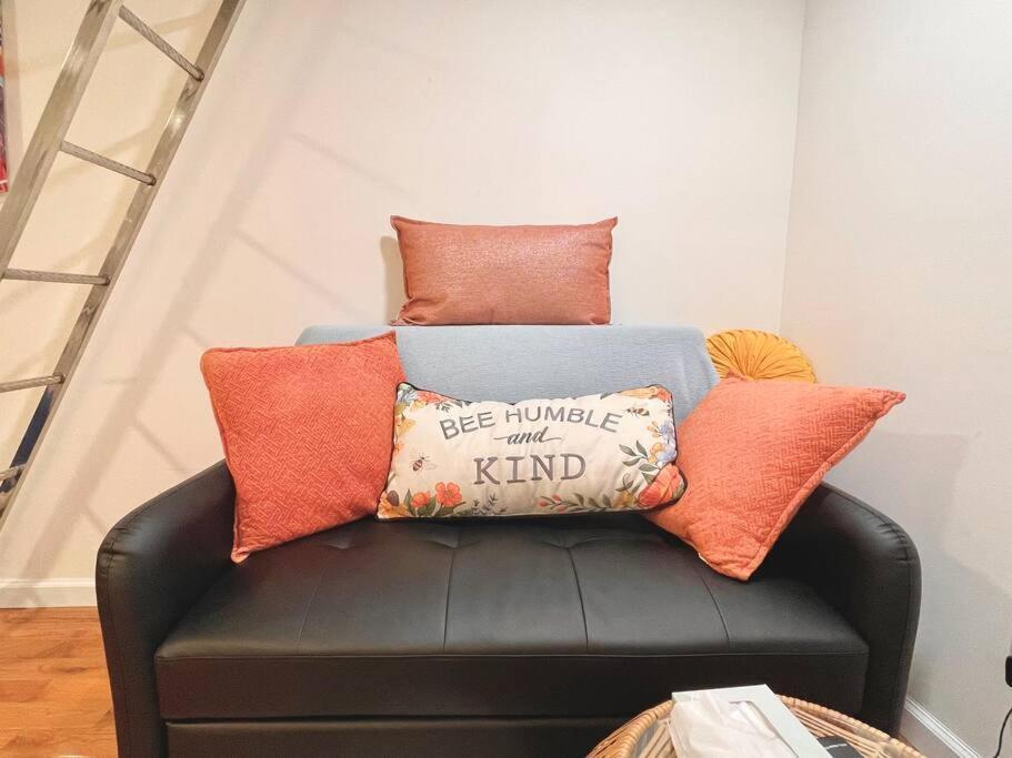 Apartment Tiny Studio Near Liberty Bell Philly